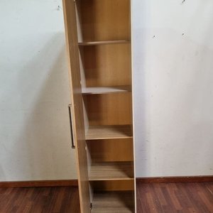 Mueble Auxiliar Alto con Puerta y Estantes Interiores - imagen 2