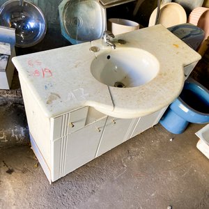 Mueble de Baño Blanco con Mesada de Mármol y Dos Cajones - imagen 4