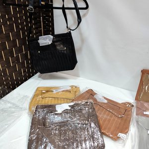 Lote de Carteras, Porta Celulares y Billeteras de Eco Cuero Nuevas - imagen 3