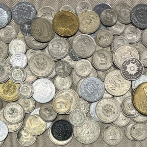 Lote de Monedas Uruguayas Varias - Colección en Buen Estado - imagen 2