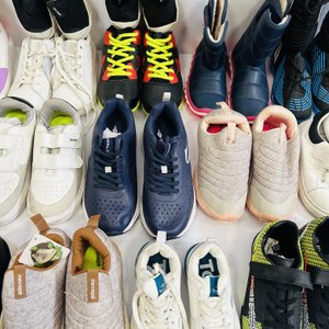 Lote de 21 Pares de Championes Infantiles para Niños y Niñas - imagen 5