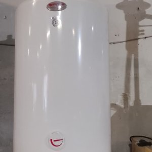 Lote siguiente: Termotanque Eléctrico Blanco Marca "Atlantic"
