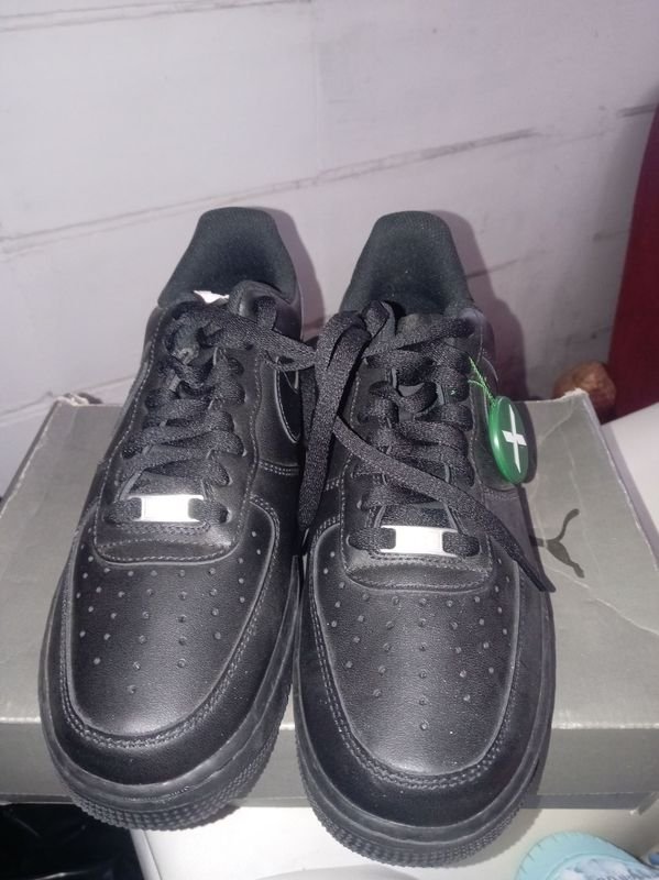 Championes Nike Air Force 1 Black Cuero Talle 43 Nuevos
