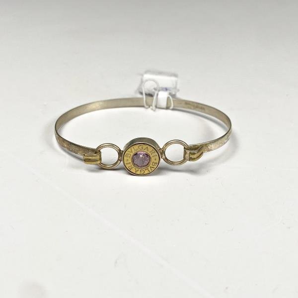 Pulsera Rígida de Plata con Piedra Rosa y Detalles Dorados