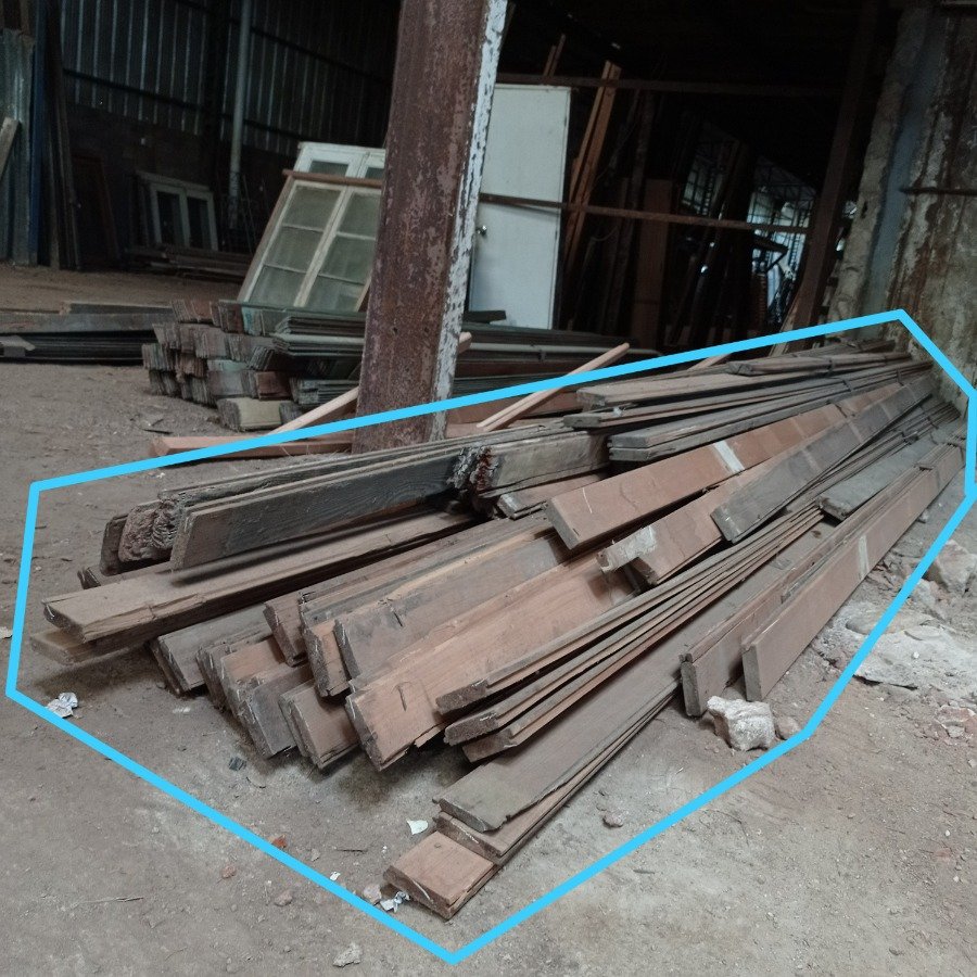 Lote siguiente: Madera de pino para construcción