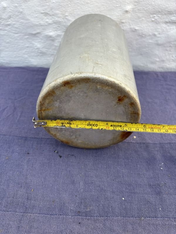 Porrón en aluminio 2 l y medio sin tapón - imagen 3