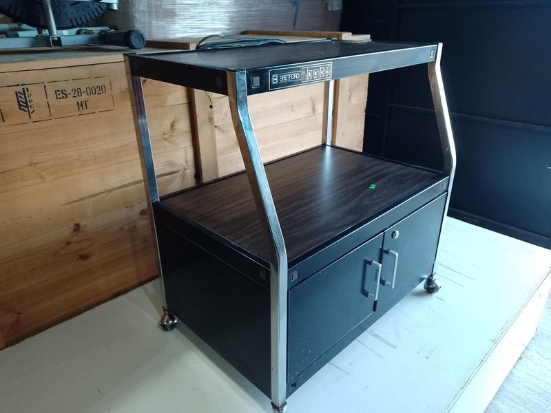 Item 892225 - Image 1