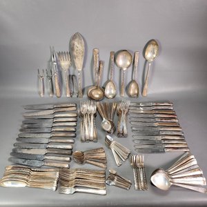 Juego de 148 Piezas Cubiertos Ingleses Art Decó de Alpaca Bañada en Plata - imagen 2