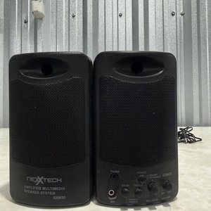 Lote siguiente: Par de Altavoces Nexxtech SXM30 Multimedia Amplificado