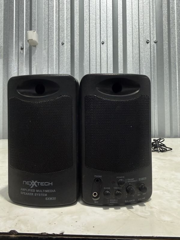 Par de Altavoces Nexxtech SXM30 Multimedia Amplificado