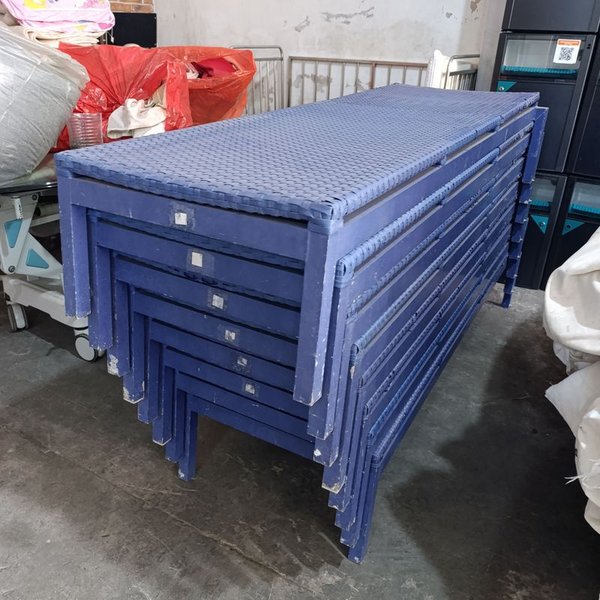 Camastros de Aluminio y Ratán Sintético Violeta con Respaldo Reclinable - imagen 1