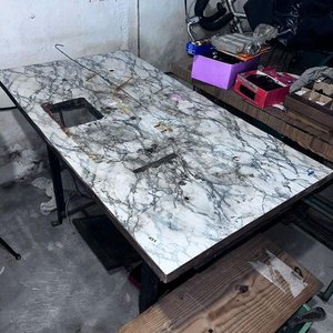Mesa de Trabajo Industrial con Superficie Marmolada - imagen 2
