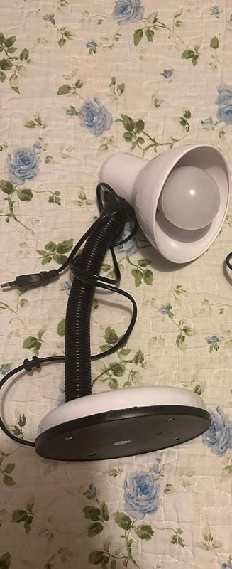 Lámpara de escritorio para oficina - imagen 2