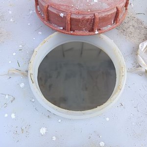 Tanque Contnedort IBC 1000 lts. con Jaula Metálica y Palé - imagen 6