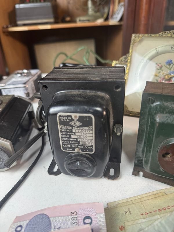 Lotes de radios, cámaras y transformadores en buen estado - imagen 7