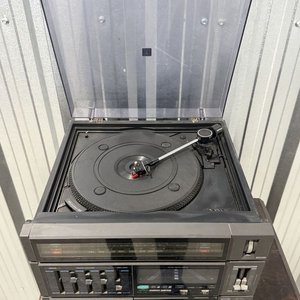 Tocadiscos Vintage Sanyo VP-500 con Doble Cassette y Ecualizador - imagen 3