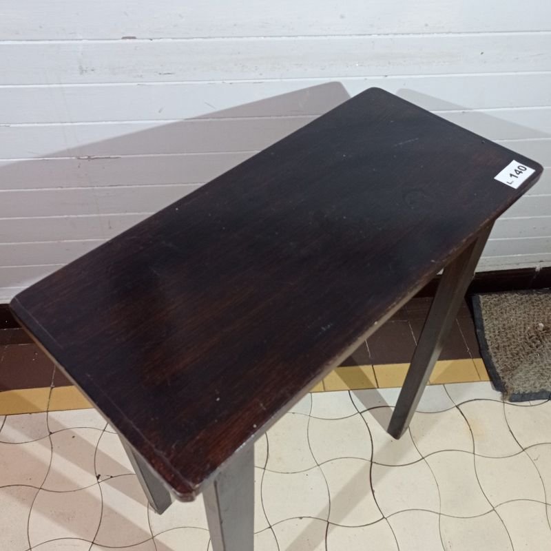 Mesa auxiliar de madera para el hogar - imagen 3