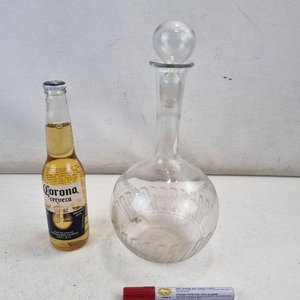 Botella de Vidrio Labrado con Tapón Esférico - imagen 1