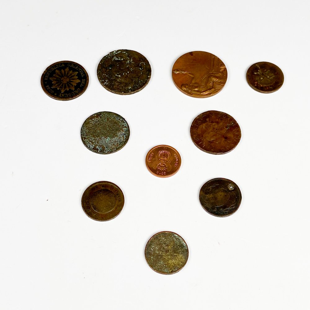 Lote siguiente: Monedas antiguas y centenarios para coleccionistas