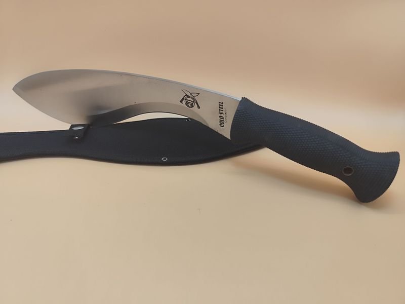Cuchillo estilo kukri de Cold Steel, largo y afilado - imagen 9