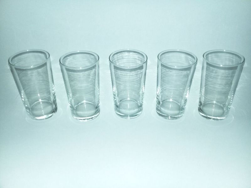Juego de vasos de cocina lisos de vidrio transparente - imagen 2