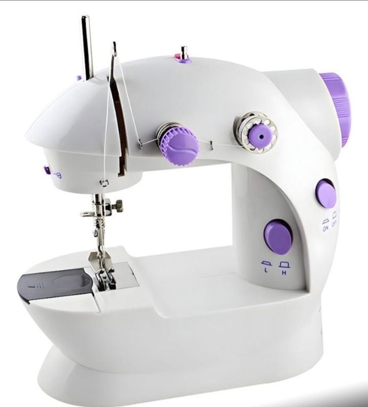 Maquinaria de coser multifuncional compacta - imagen 1