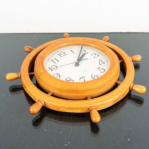 Reloj de Pared con Forma de Timón de Madera - 38 cm - imagen 1