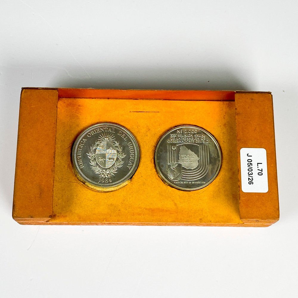 Lote anterior: Monedas de plata reunión anual de la asamblea de gobernadores 1984