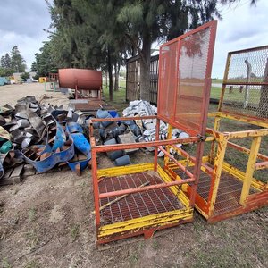 Lote anterior: Plataforma Elevadora Tipo Cesta para Trabajos en Altura