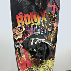 Tabla de Wakeboard Ronix Vision Negra con Botas - imagen 3