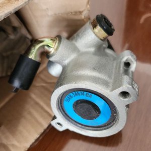 Bomba de Dirección Hidráulica Motorcraft Ford - imagen 2