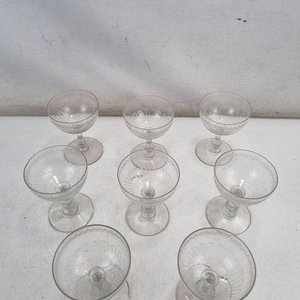 Set de 8 Copas Antiguas de Vidrio para Postre o Champagne - imagen 3