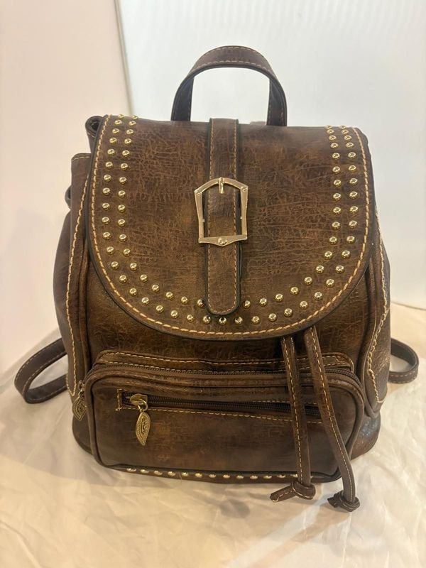 Mochila en Cuerina Marrón Oscuro - Equipamiento para Viajes - imagen 2