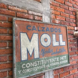 Cartel Antiguo Chapa Calzados Moll Montevideo Vintage Coleccionismo - imagen 3