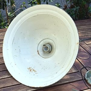 Antigua Lámpara de Techo de metal con pantalla amplia color verde patinado, portalámpara, cadena y cableado - Medidas: Alto 34 cm x Diámetro 42 cm - imagen 6