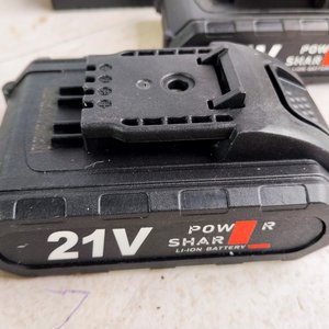 Taladro Inalámbrico 21V con 2 Baterías y Accesorios en Maletín - imagen 8