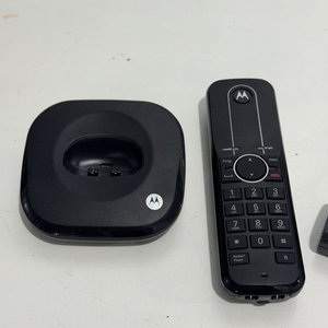 Teléfono Inalámbrico Motorola con Base y Cargador - imagen 8