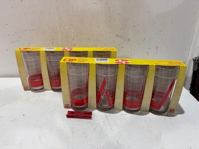 Set de 6 Vasos de Vidrio con Diseño Rojo