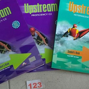 Libros Upstream Proficiency C2 y Intermediate B2 de Virginia Evans-Jenny Dooley - imagen 1