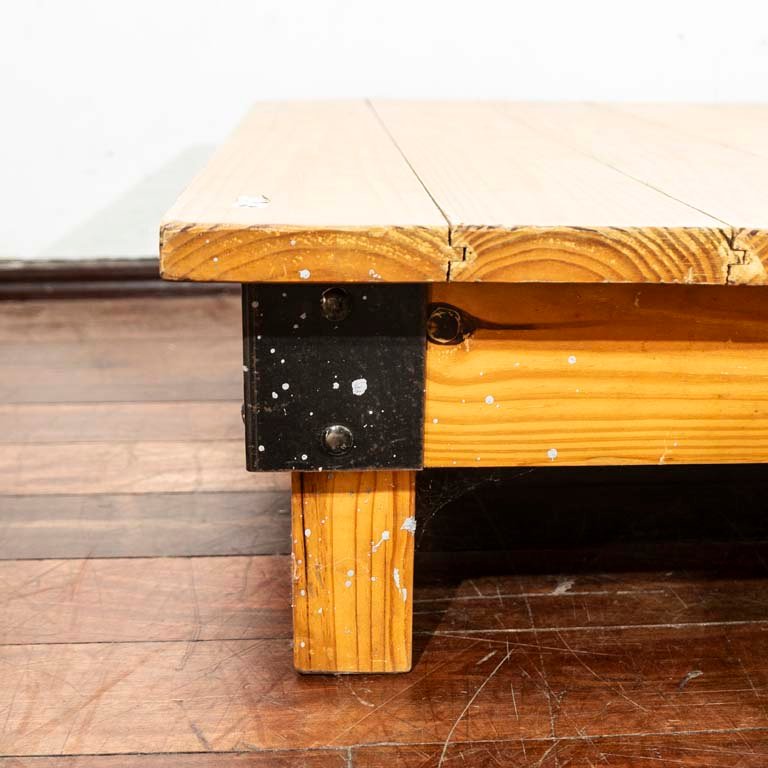 Item 2104500 - Image 1