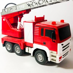 Camión de Bomberos a Control Remoto Moka Truck con Figura - imagen 3
