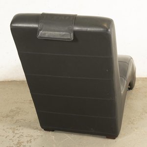 Diván de Diseño Tapizado en Cuero Negro con Almohadón Cabezal - imagen 3