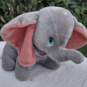 Lote de 3 Peluches: Elefante y Dos Perros - imagen 2