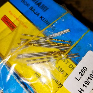 200 Mechas para Metal (1 y 2 mm) - Caja Original - imagen 4