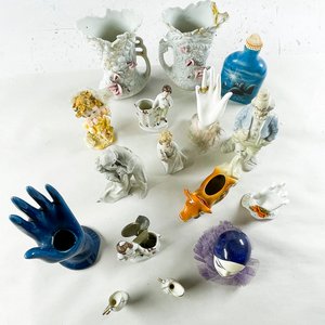 Muestrario de Figuras Decorativas, Floreros y Anillos - imagen 2