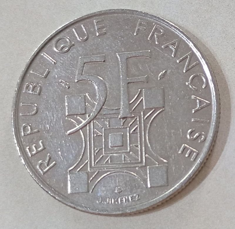 Item 844332 - Image 1