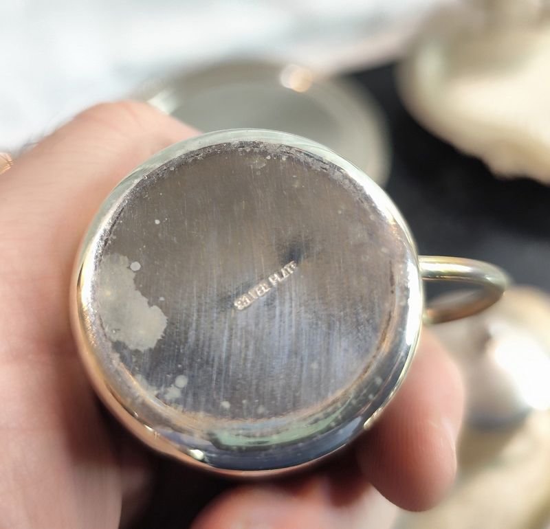 Colección de piezas en platina con detalles únicos - imagen 13