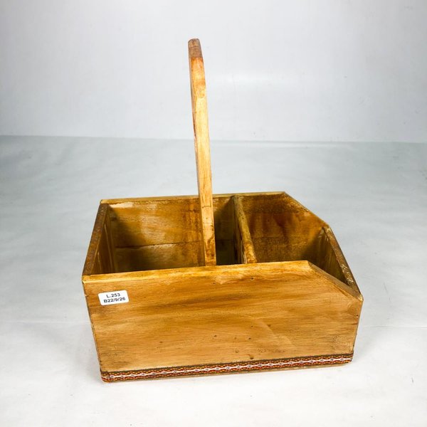 Organizador de Madera con Asa y Divisiones