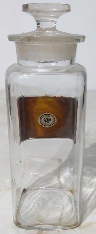 Antiguo frasco de vidrio hialino de farmacia con etiqueta y tapón - imagen 5