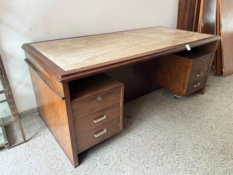 Escritorio Antiguo con Tapa de Mármol y 6 Cajones